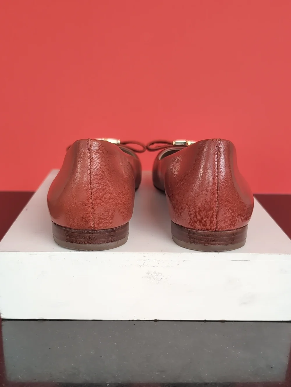 Tory Burch Coral Bow-Front Leather Ballet Flats Leather Upper &Sole. Size 5.5